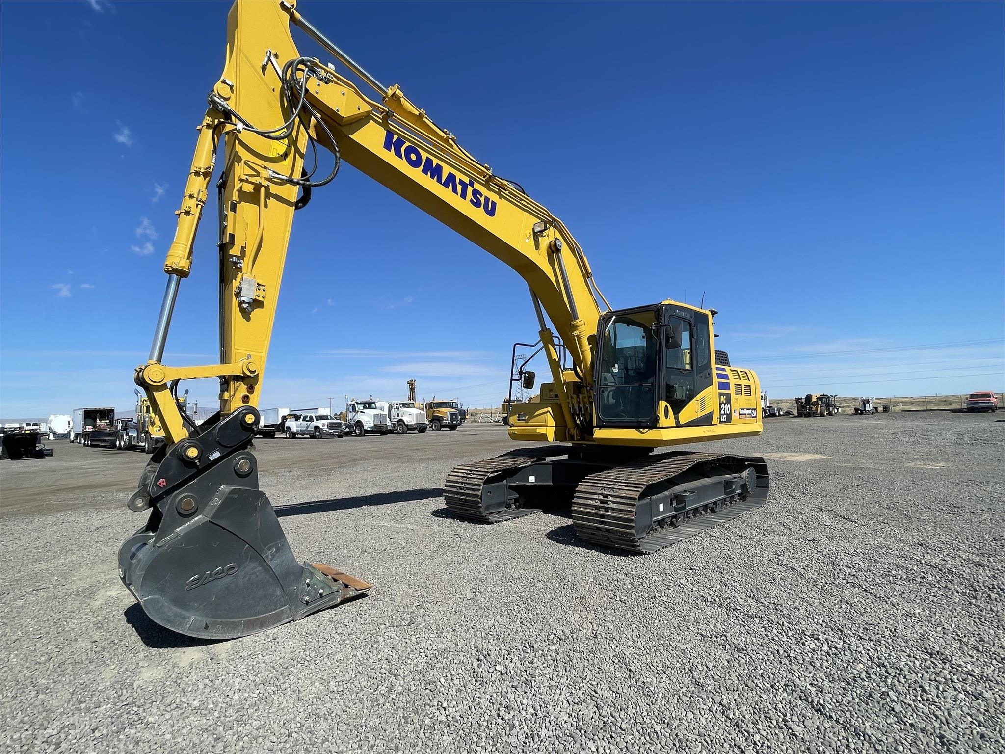 2022 KOMATSU PC210 LCi-11 - image 1 of 6