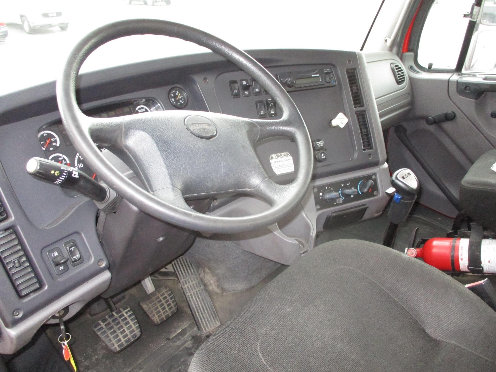 2013 FREIGHTLINER 114SD 6064495337 2013 FREIGHTLINER 114SD 6064495337