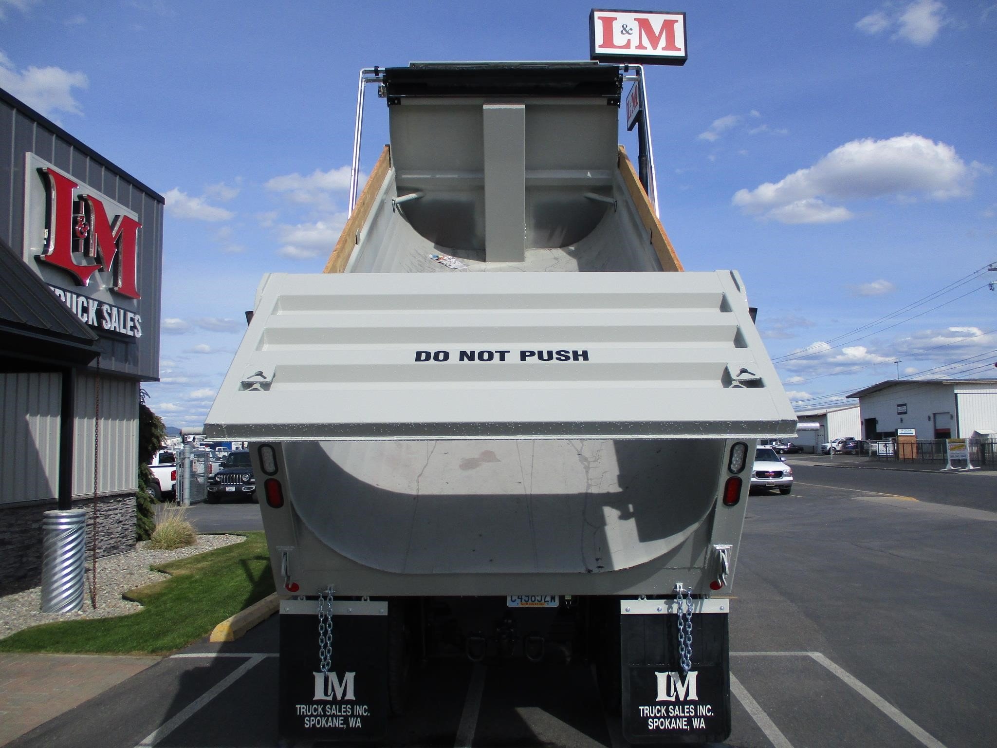 2022 WESTERN STAR 4700 7055085537 2022 WESTERN STAR 4700 7055085537