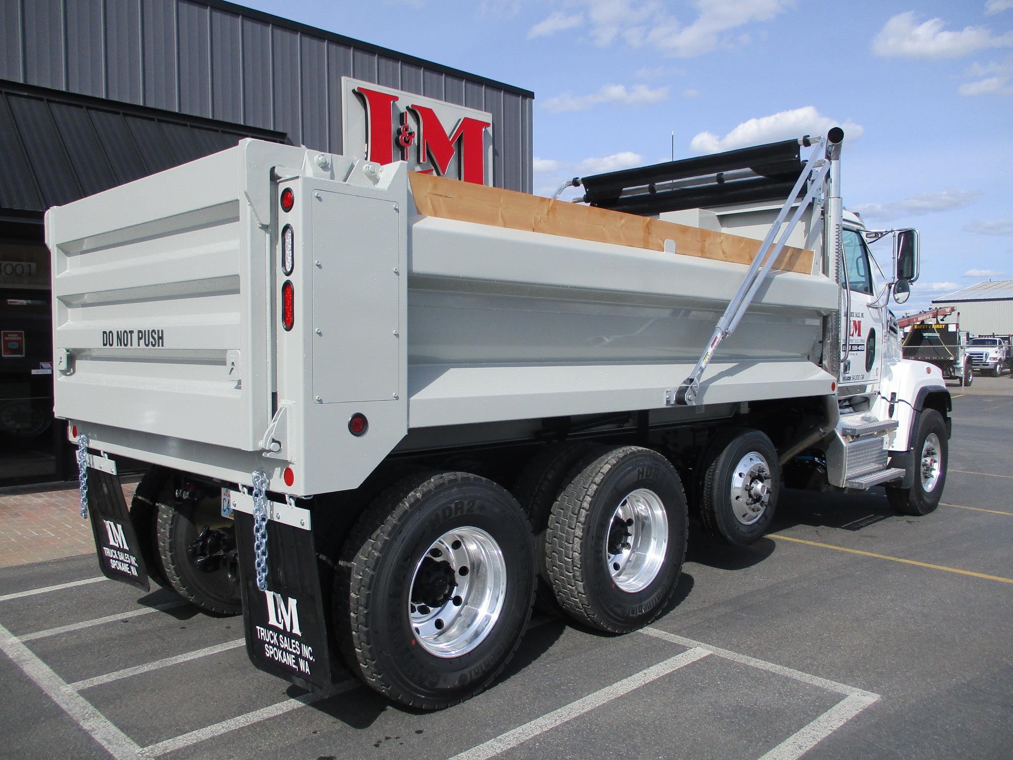 2022 WESTERN STAR 4700 7055085675 2022 WESTERN STAR 4700 7055085675