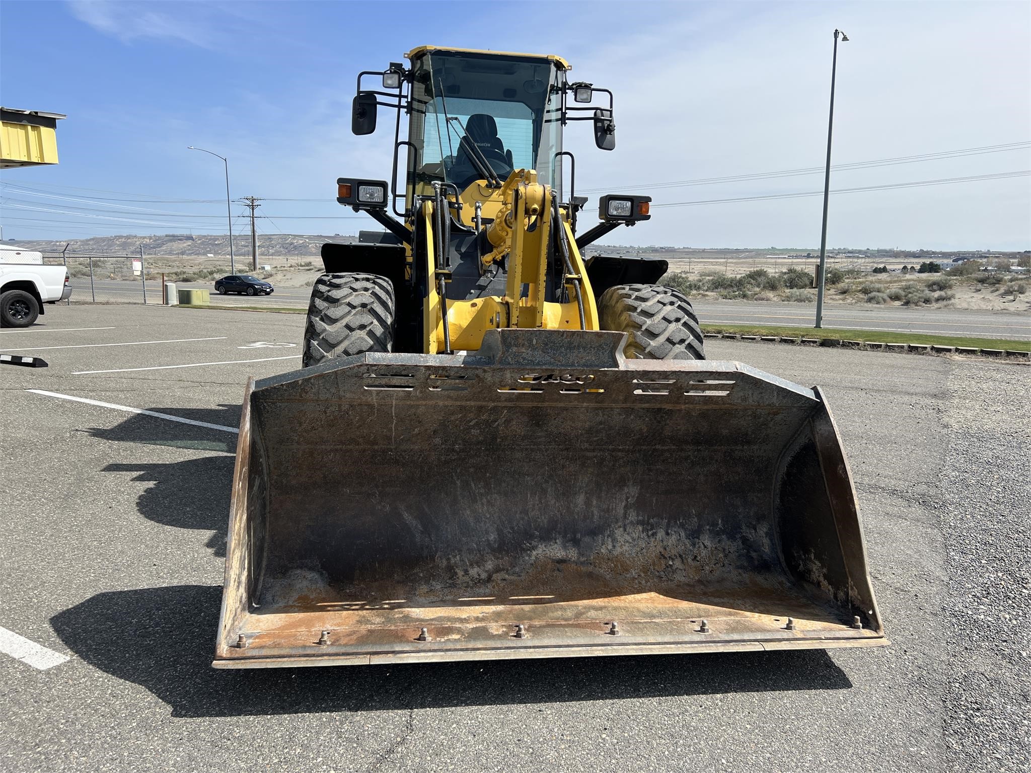 2020 KOMATSU WA200-8 - image 5 of 6