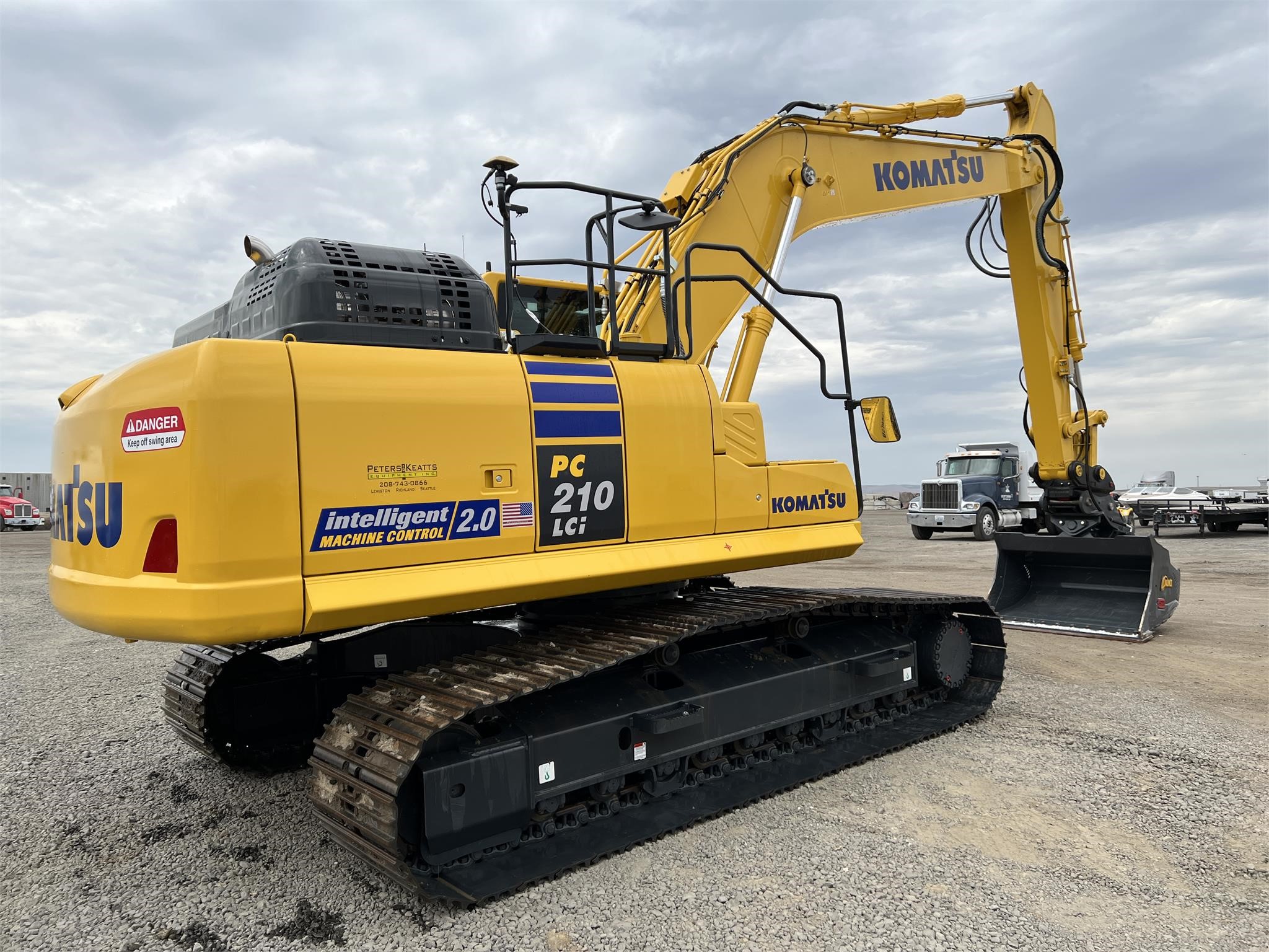 2022 KOMATSU PC210 LCi-11 - image 5 of 6