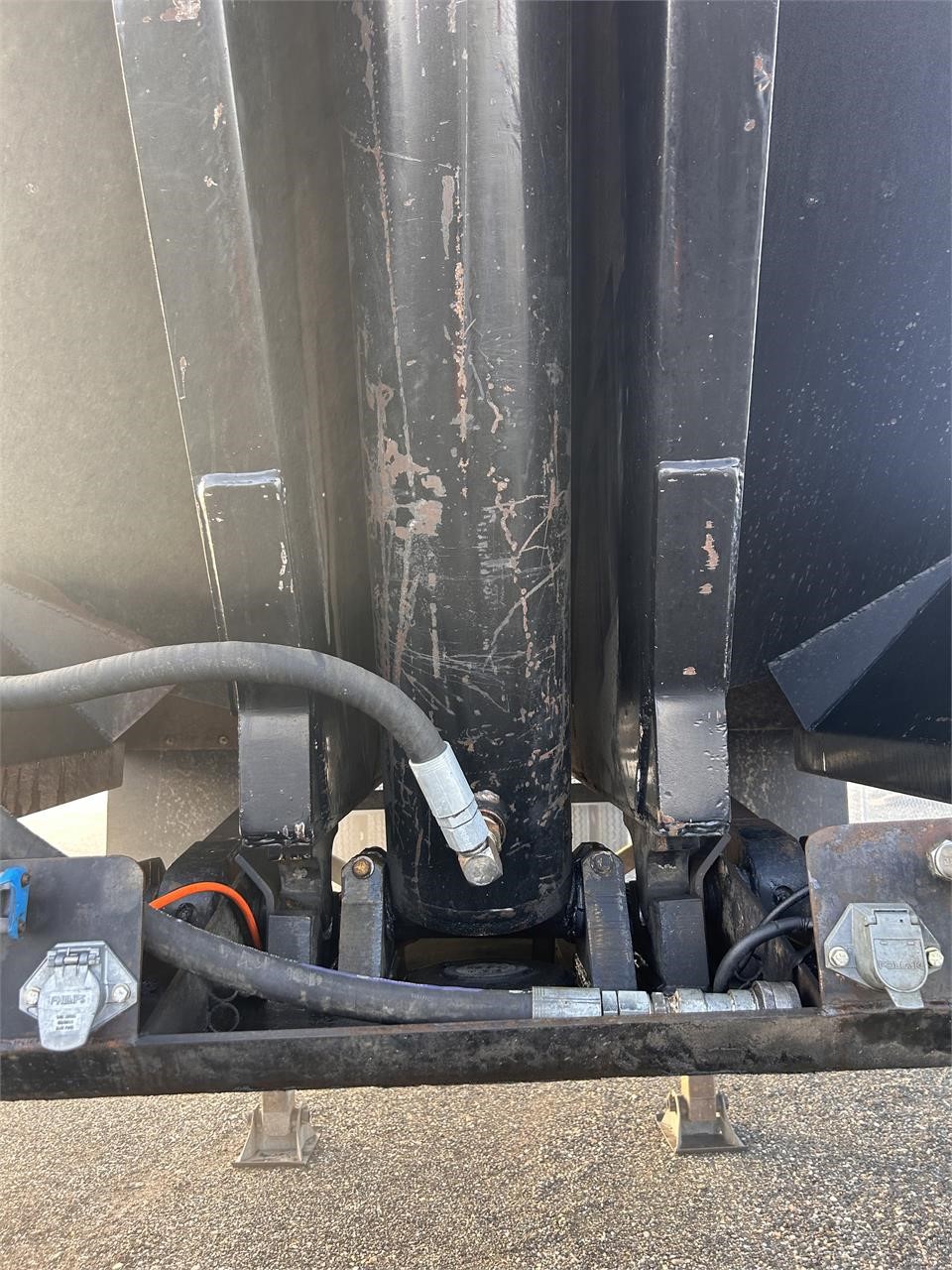 1998 WESTERN CONSTRUCTION COMPONENTS STR32 - image 3 of 6