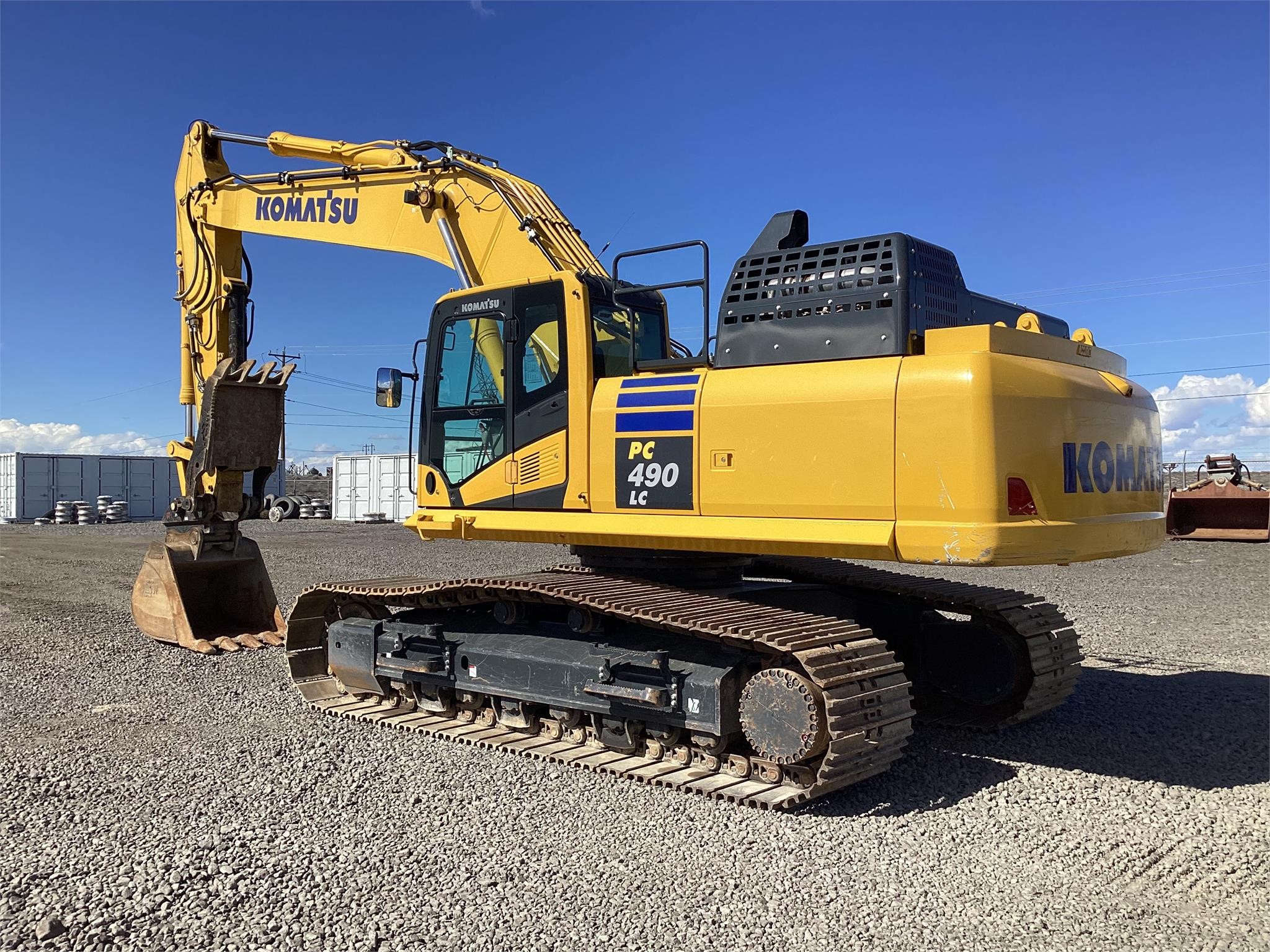 2022 KOMATSU PC490 LC-11 - image 2 of 6