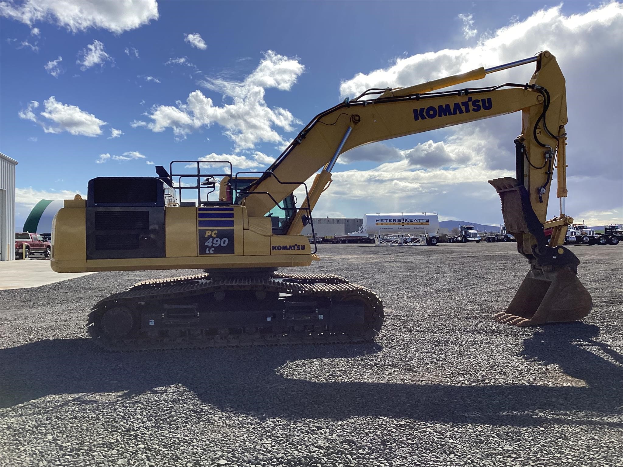 2022 KOMATSU PC490 LC-11 - image 5 of 6
