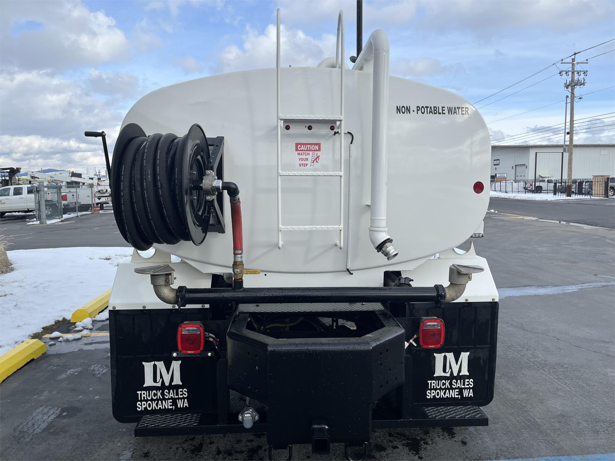 2004 FREIGHTLINER BUSINESS CLASS M2 106 8018423429 2004 FREIGHTLINER BUSINESS CLASS M2 106 8018423429