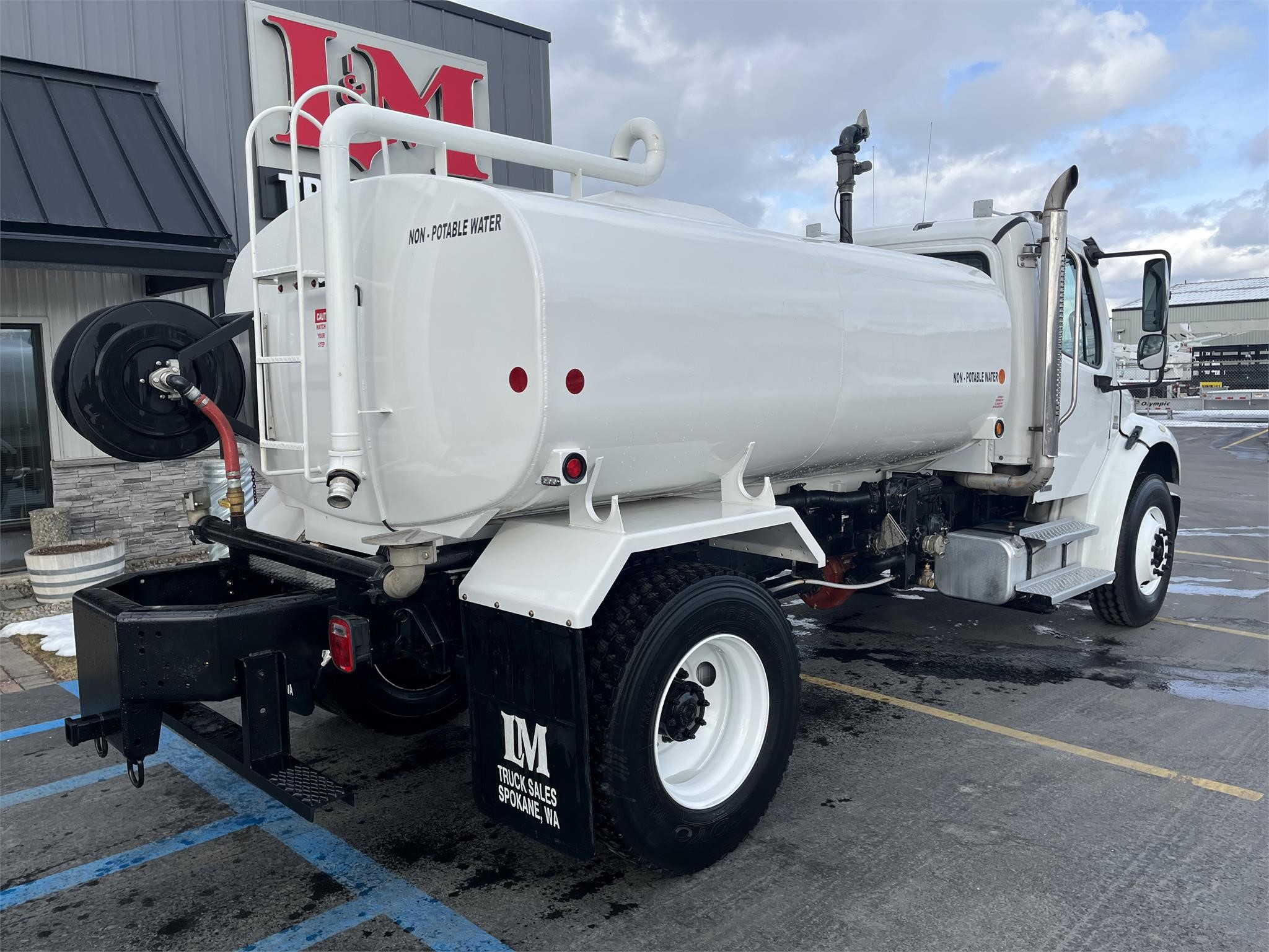 2004 FREIGHTLINER BUSINESS CLASS M2 106 8018423431 2004 FREIGHTLINER BUSINESS CLASS M2 106 8018423431