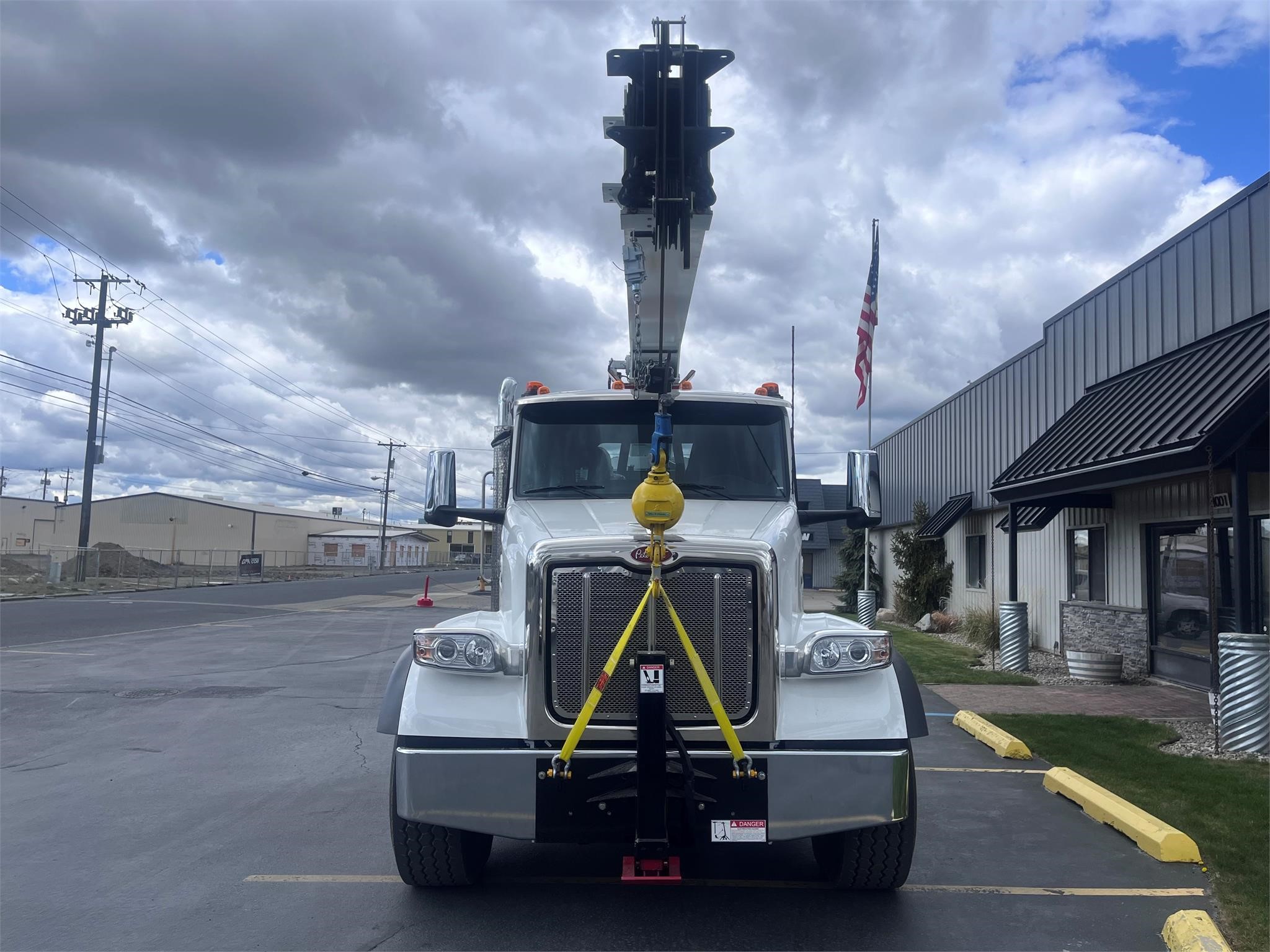 2025 ELLIOTT 1881 9008544693 2025 ELLIOTT 1881 9008544693