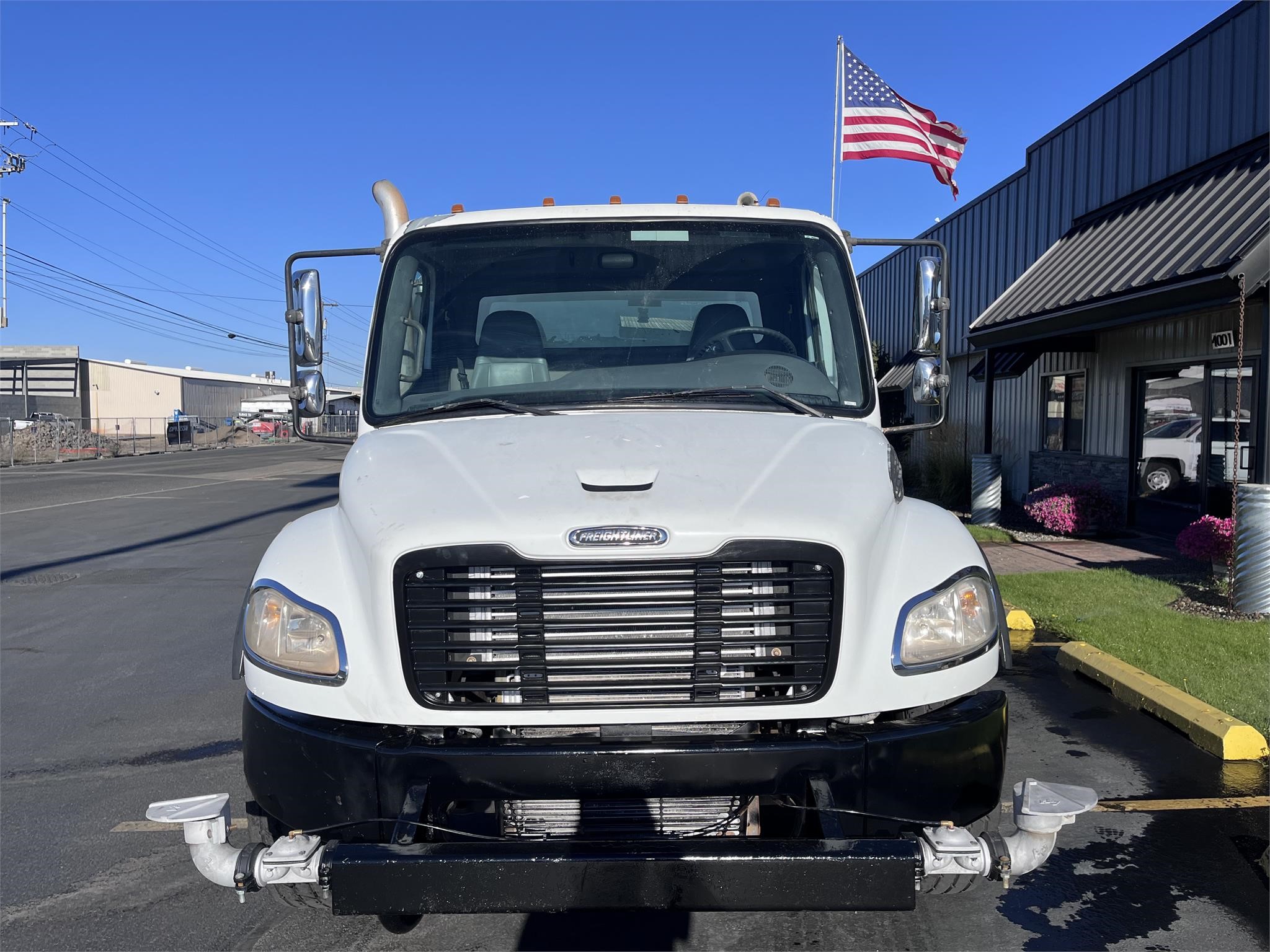 2005 FREIGHTLINER BUSINESS CLASS M2 106 9016523802 2005 FREIGHTLINER BUSINESS CLASS M2 106 9016523802