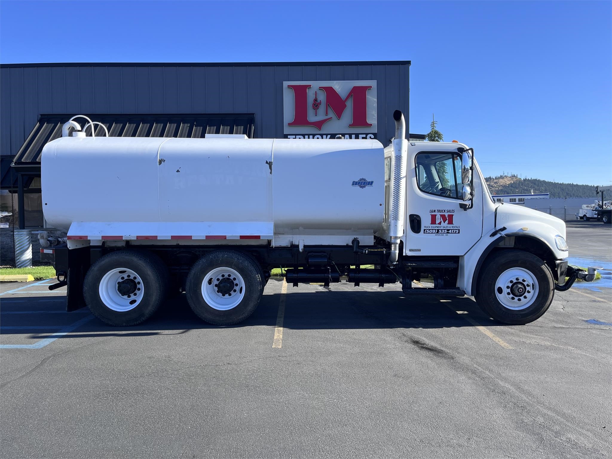 2005 FREIGHTLINER BUSINESS CLASS M2 106 9016523874 2005 FREIGHTLINER BUSINESS CLASS M2 106 9016523874