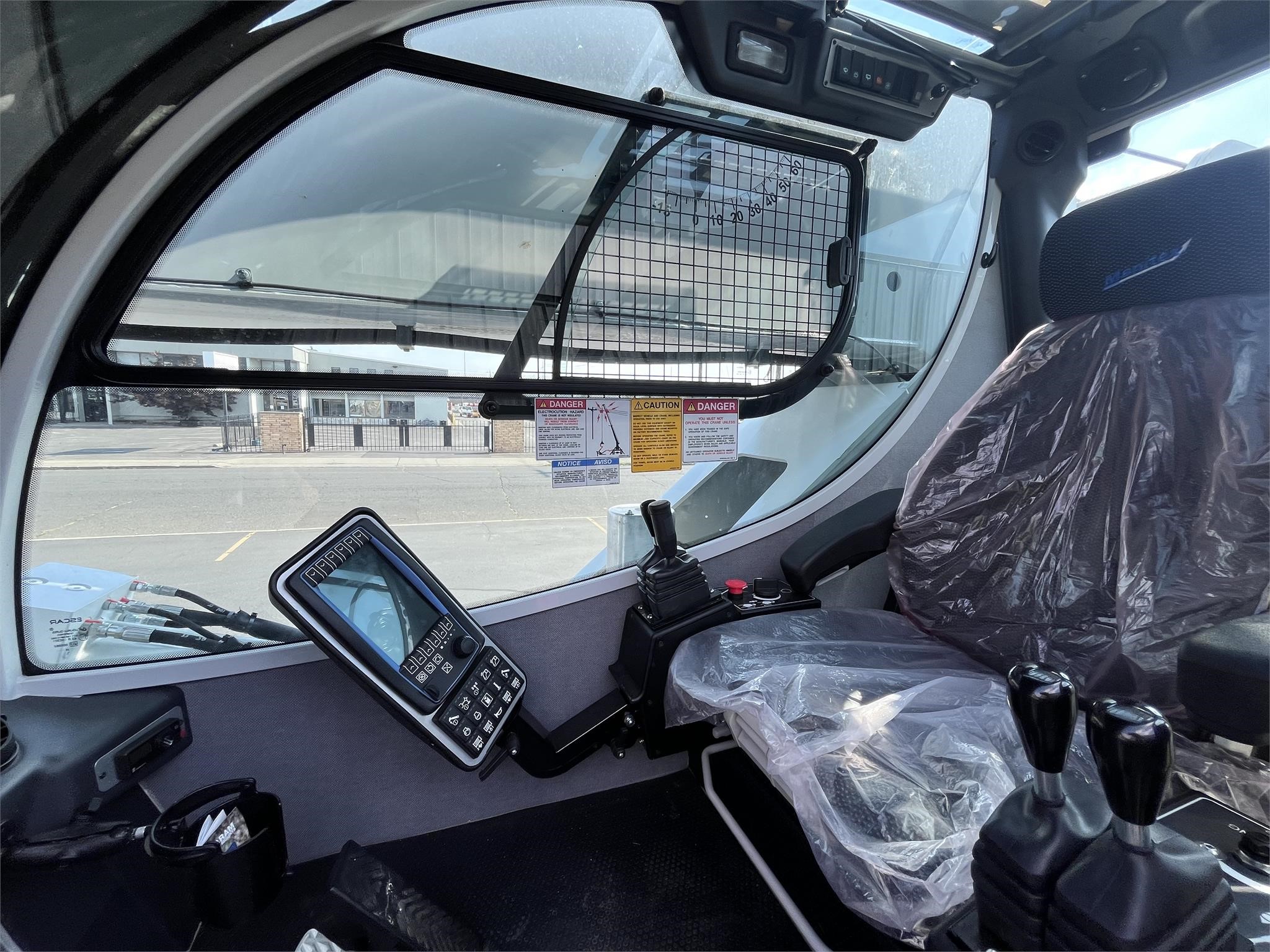 2024 MANITEX 40124S 9016874216 2024 MANITEX 40124S 9016874216