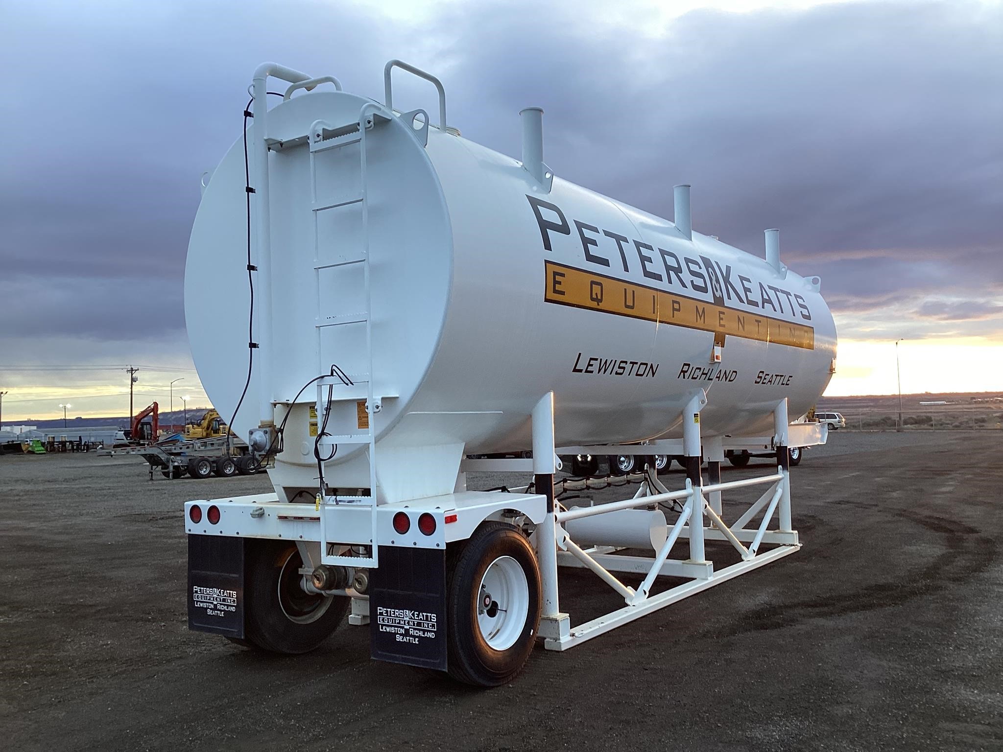 2020 MEGA 12000 GAL - image 4 of 6