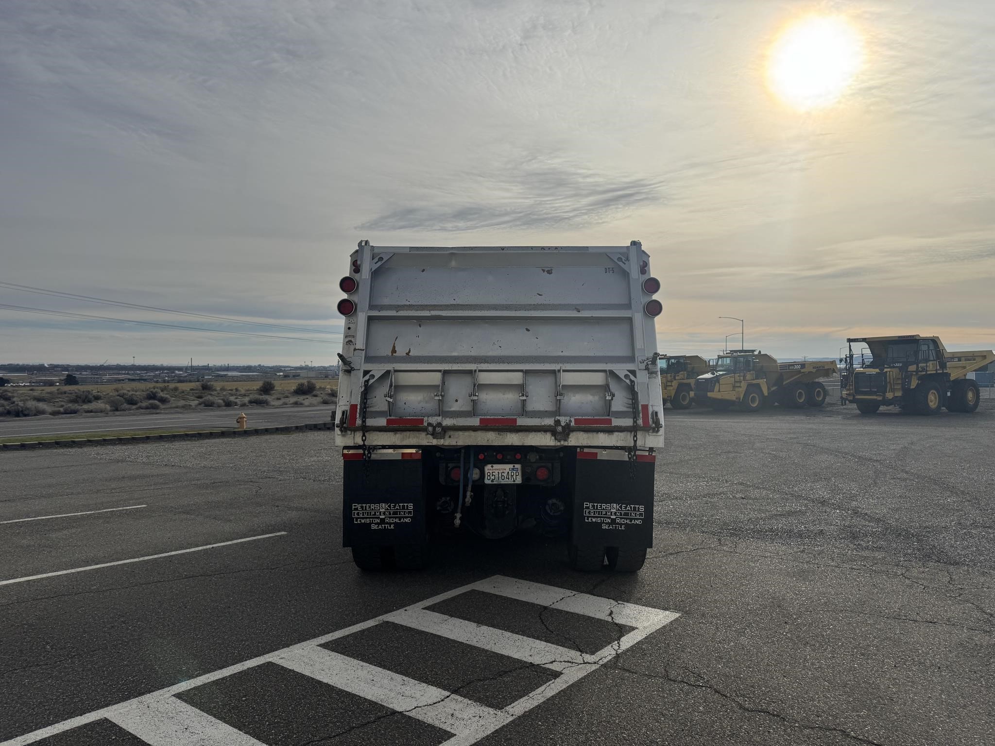 2005 FREIGHTLINER FLD120 9037656347 2005 FREIGHTLINER FLD120 9037656347