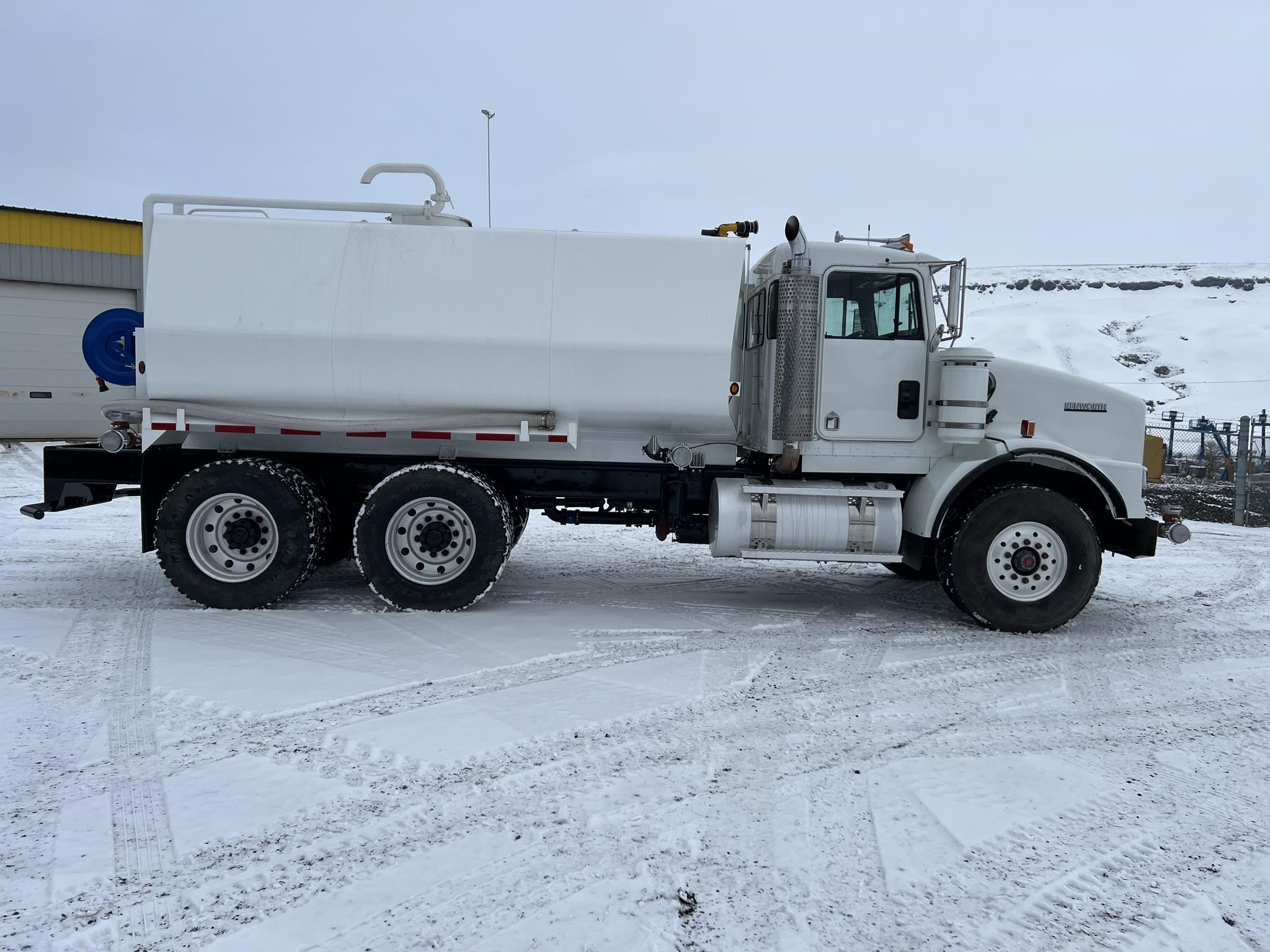 1999 KENWORTH T800 - image 4 of 6