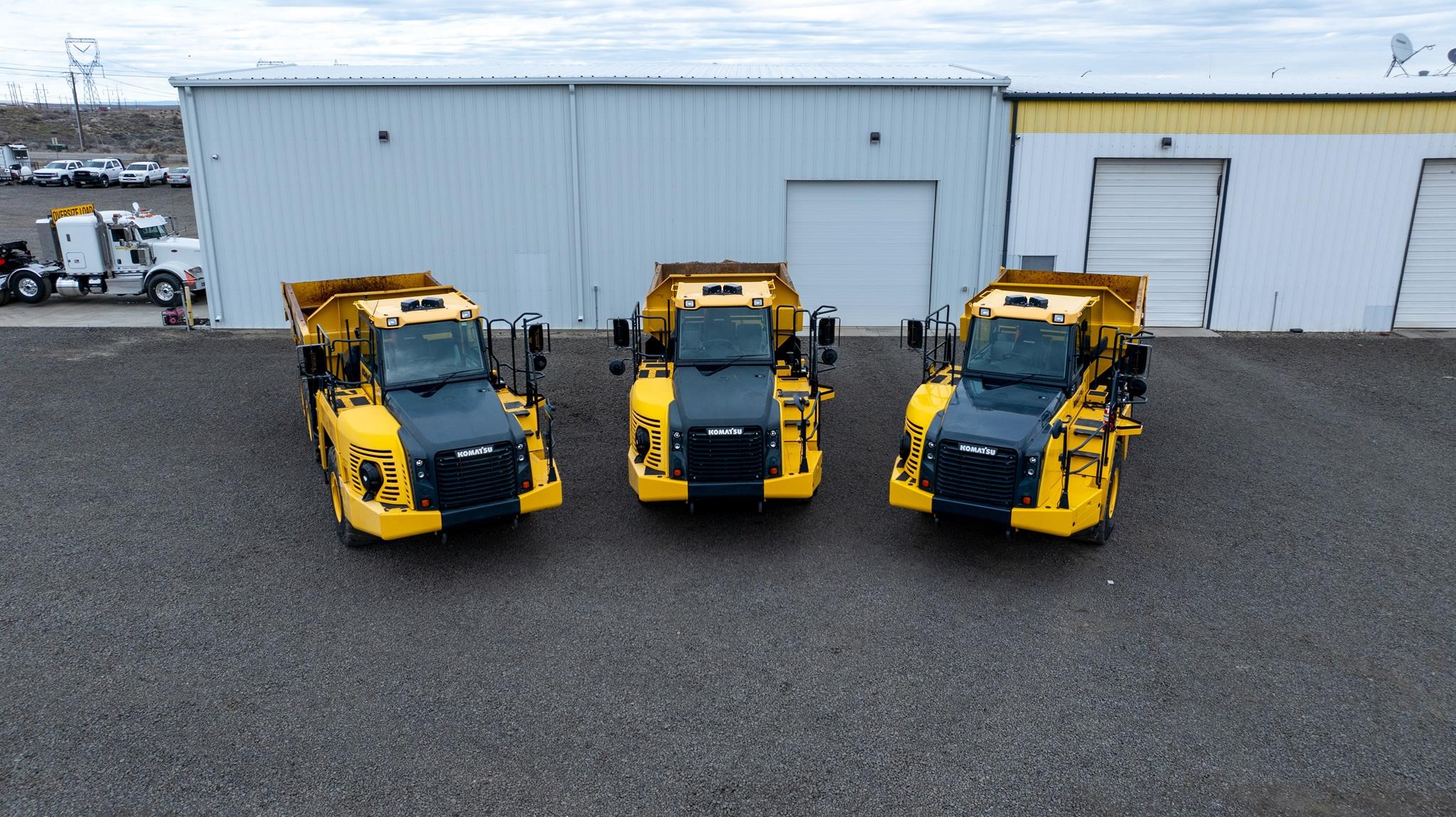 2019 KOMATSU HM300-5 - image 1 of 4