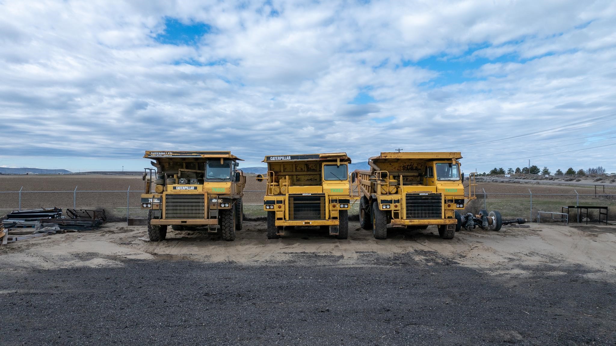 1991 CATERPILLAR 769C - image 3 of 4