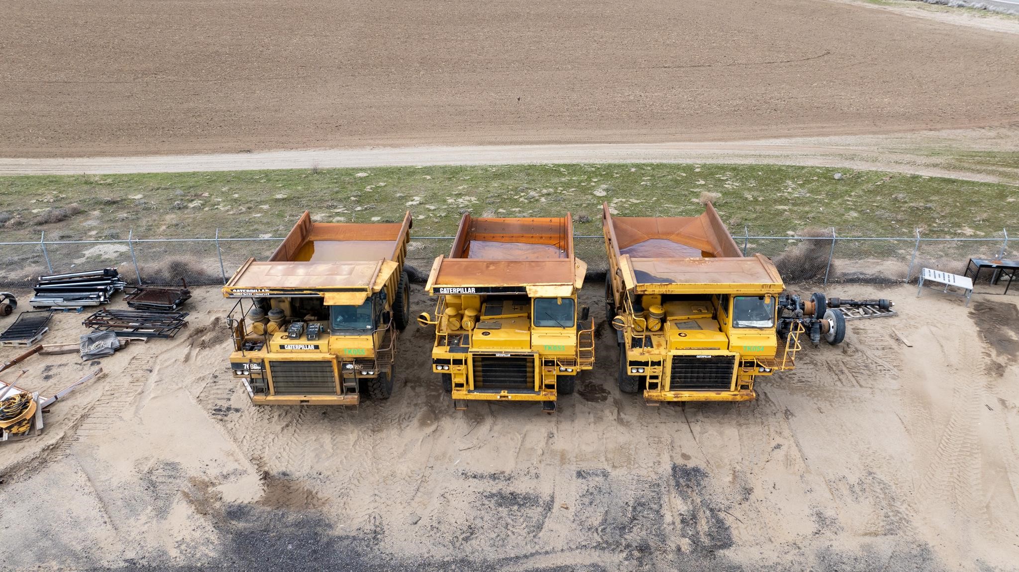 1991 CATERPILLAR 769C - image 2 of 4