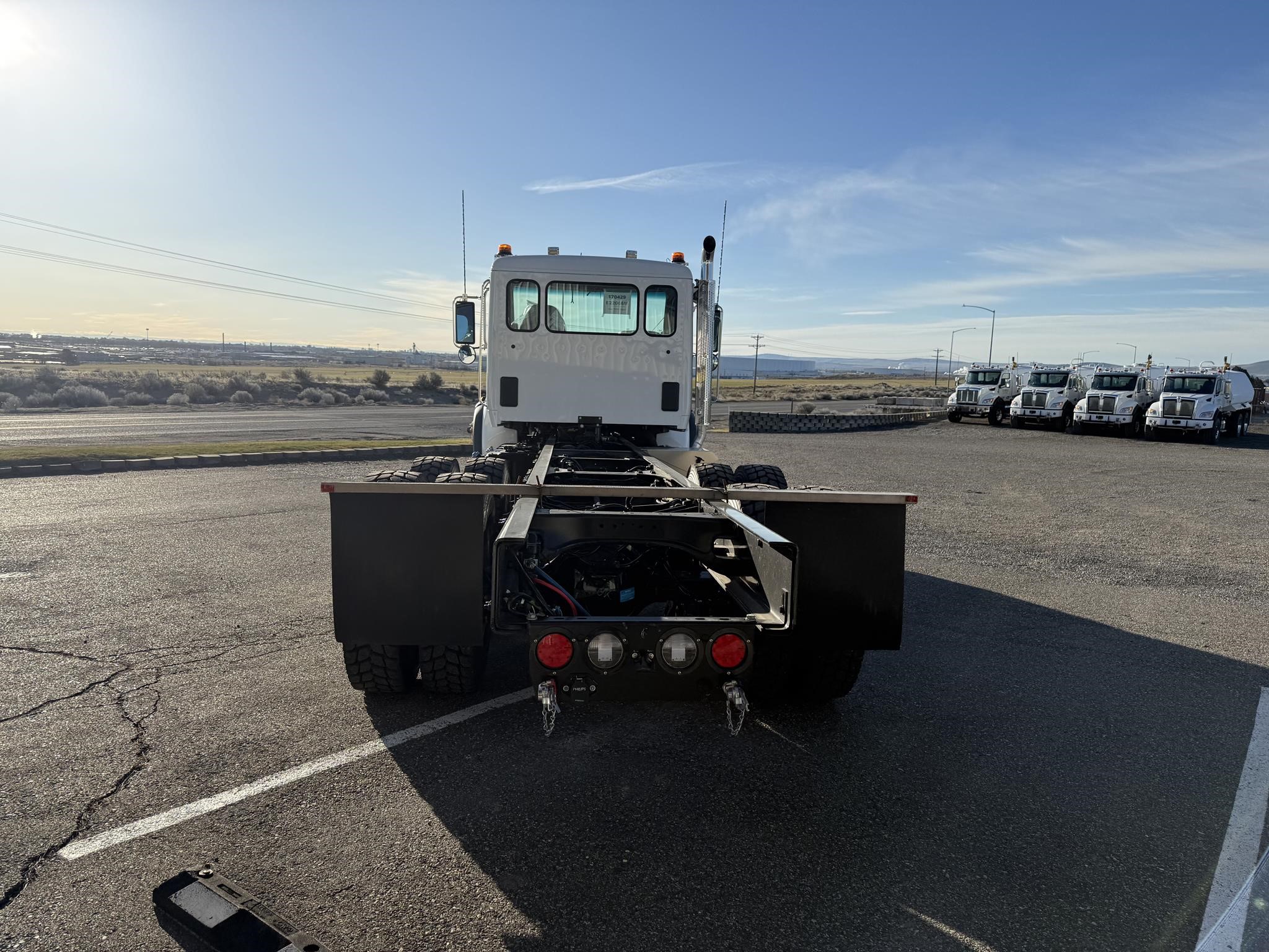 2025 KENWORTH T480 - image 6 of 6
