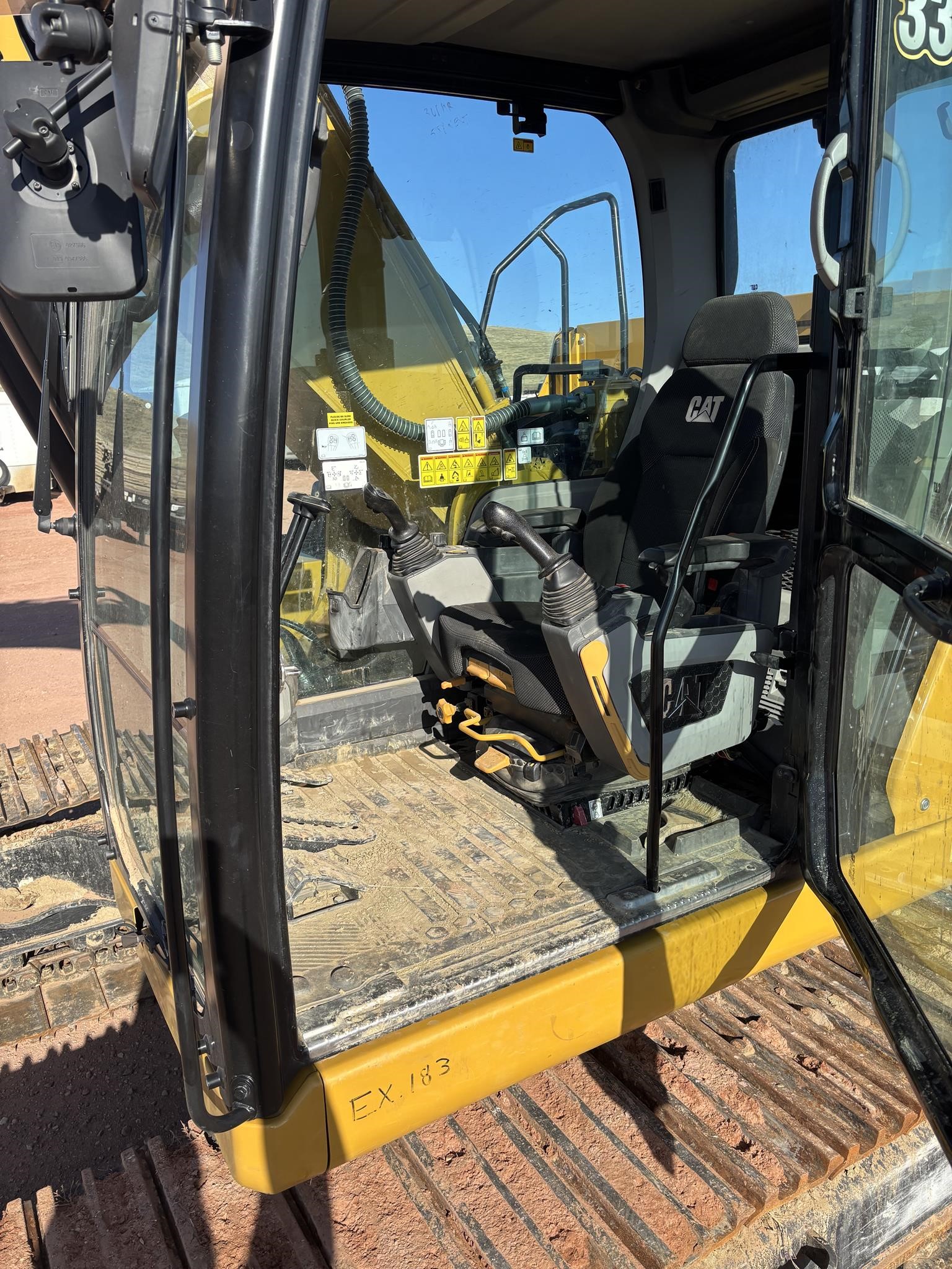 2023 CATERPILLAR 330 - image 5 of 5