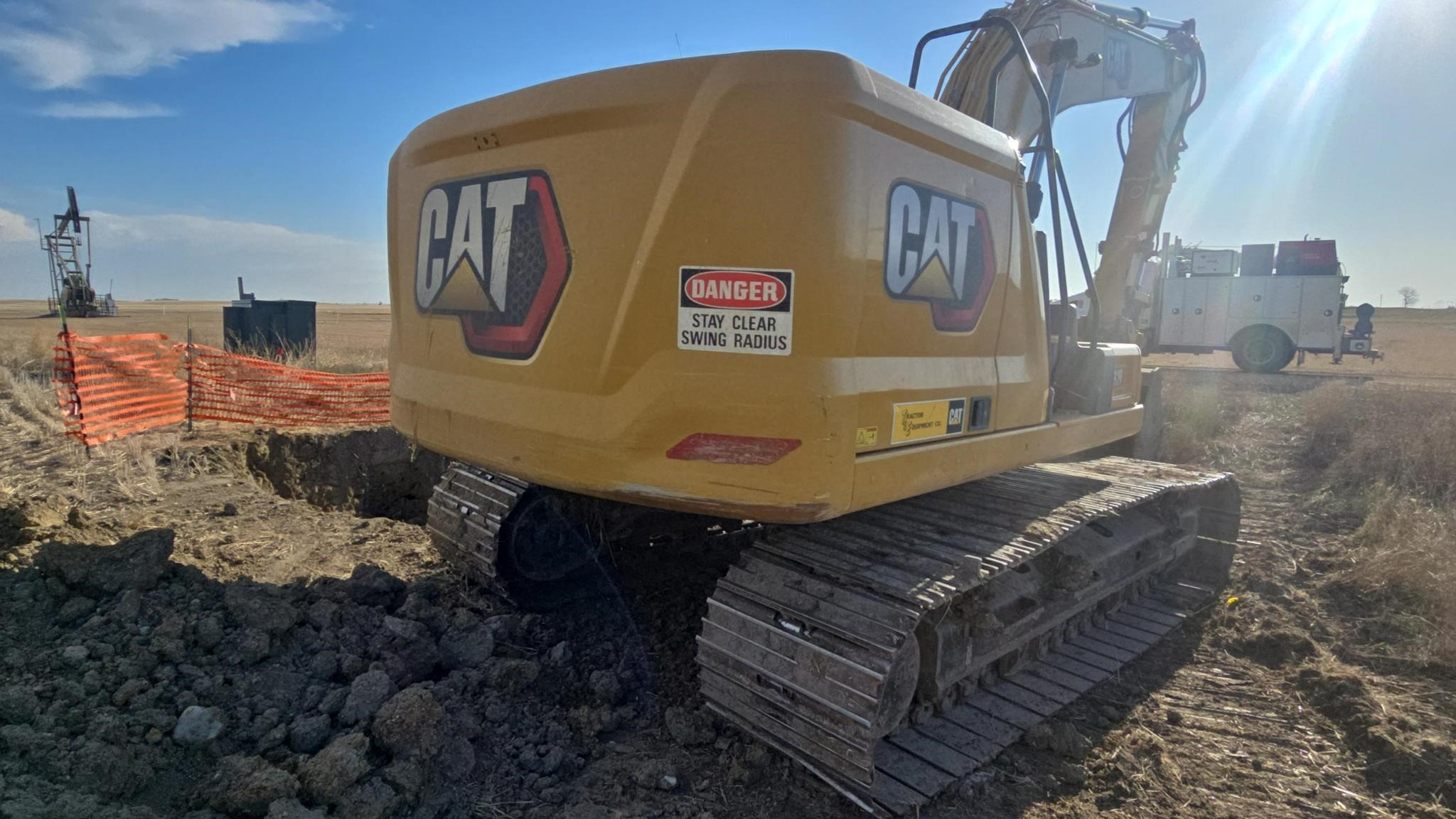 2022 CATERPILLAR 320 - image 5 of 6