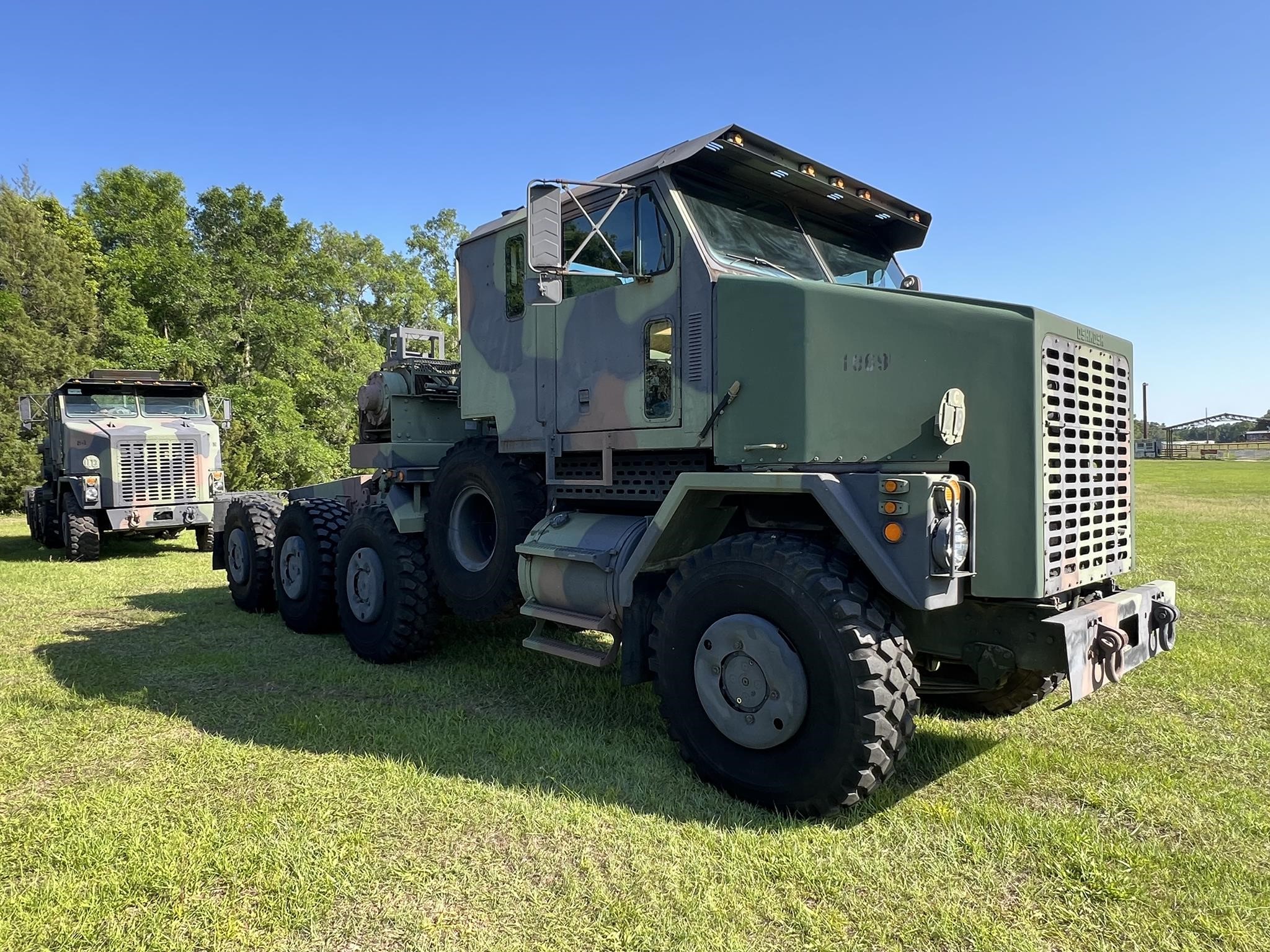 2007 OSHKOSH M1070 - image 2 of 6