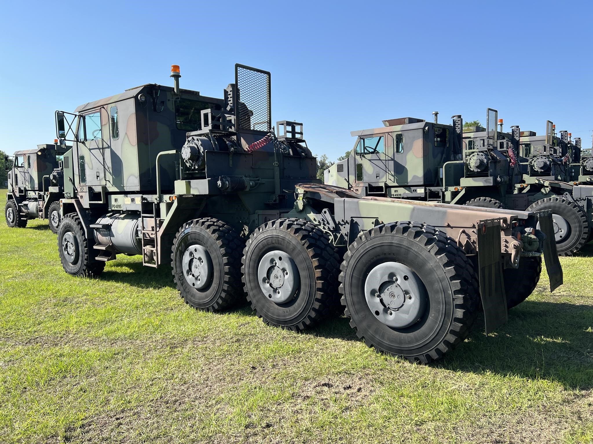 2007 OSHKOSH M1070 - image 6 of 6