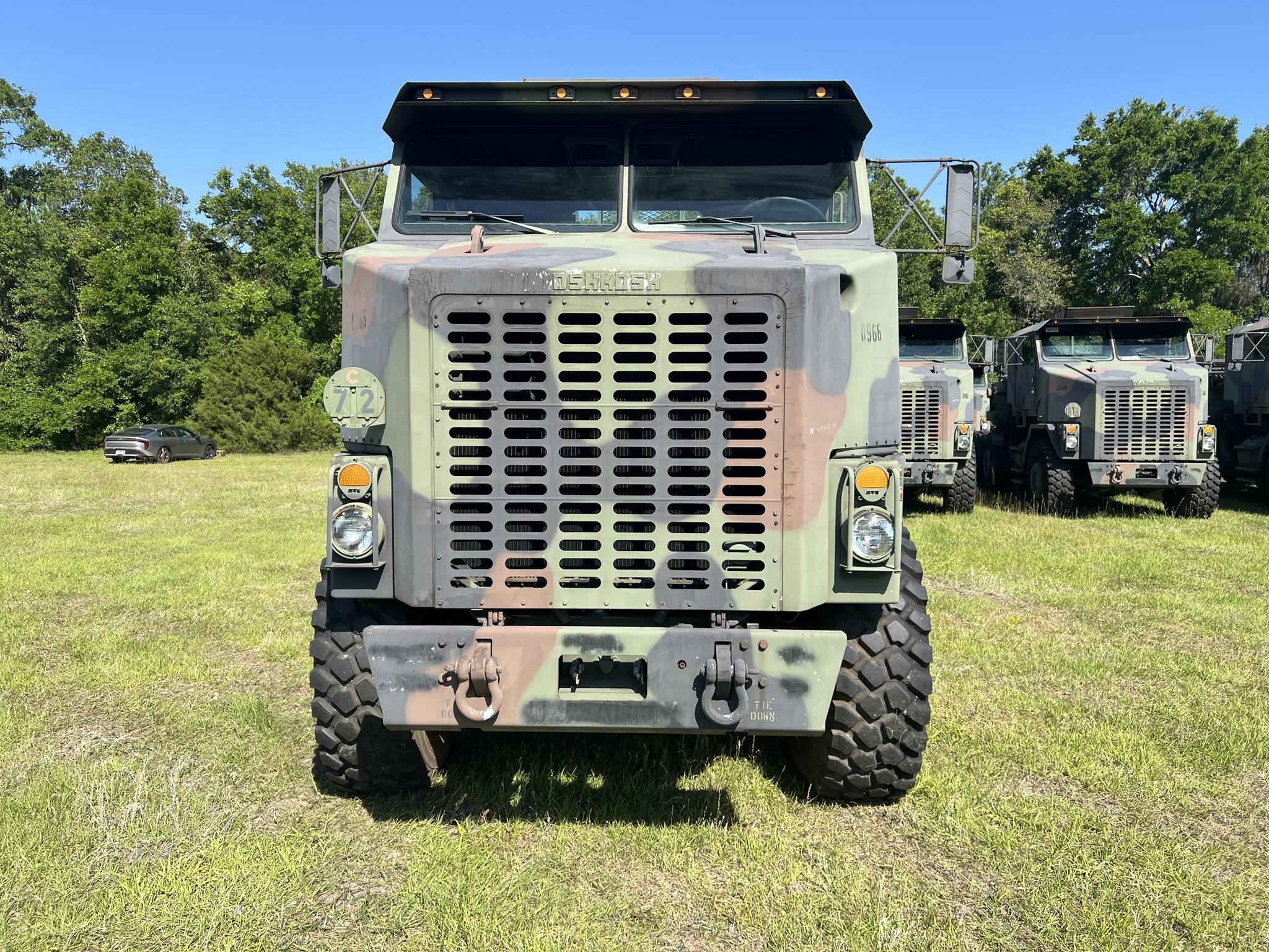 2007 OSHKOSH M1070 - image 2 of 6