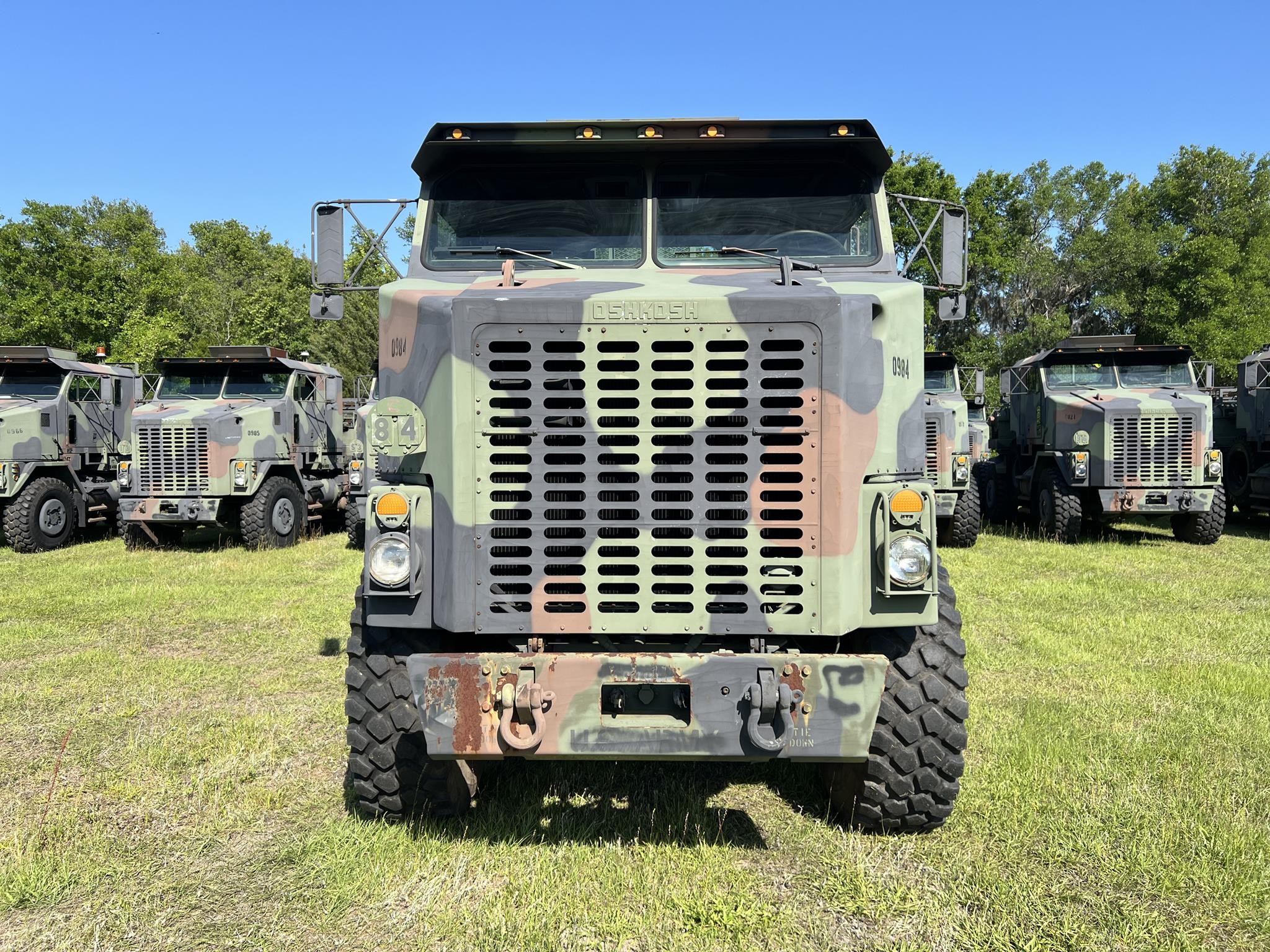 2007 OSHKOSH M1070 - image 2 of 6