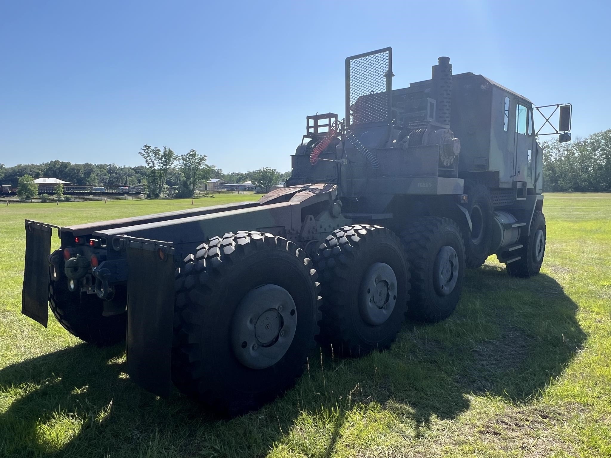 2007 OSHKOSH M1070 - image 5 of 6