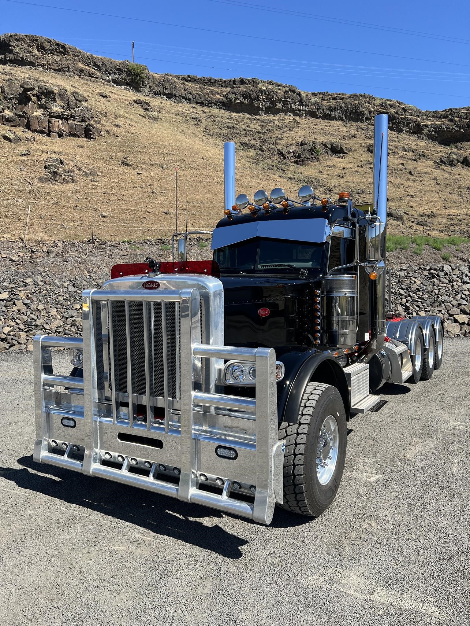 2023 PETERBILT 389 - image 6 of 6