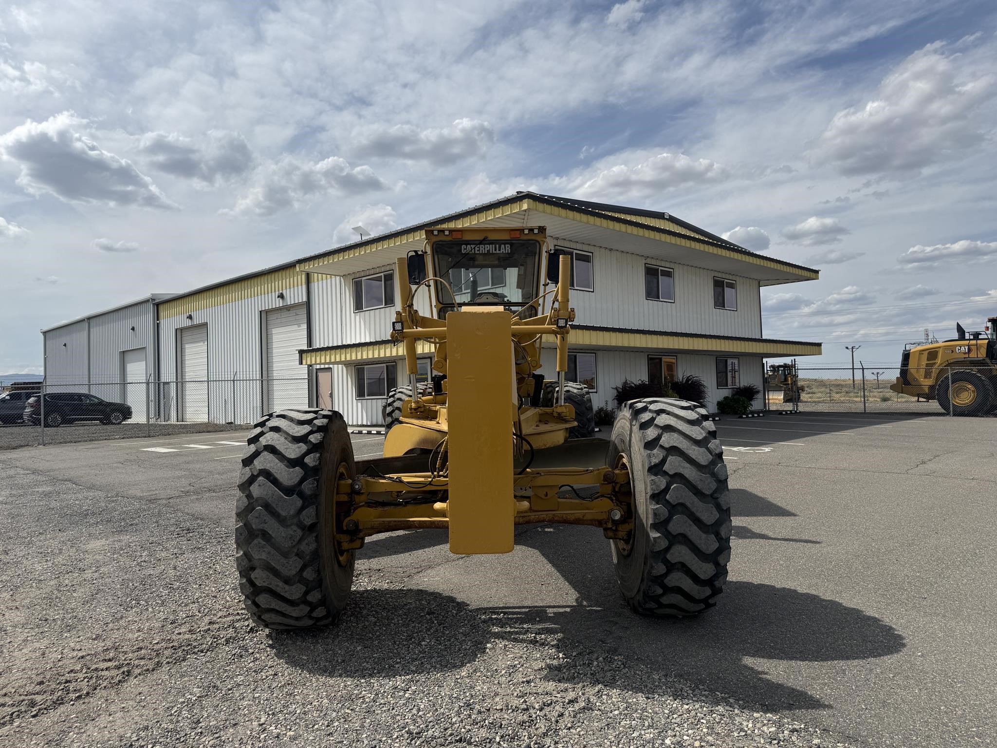 2002 CATERPILLAR 16H - image 4 of 6