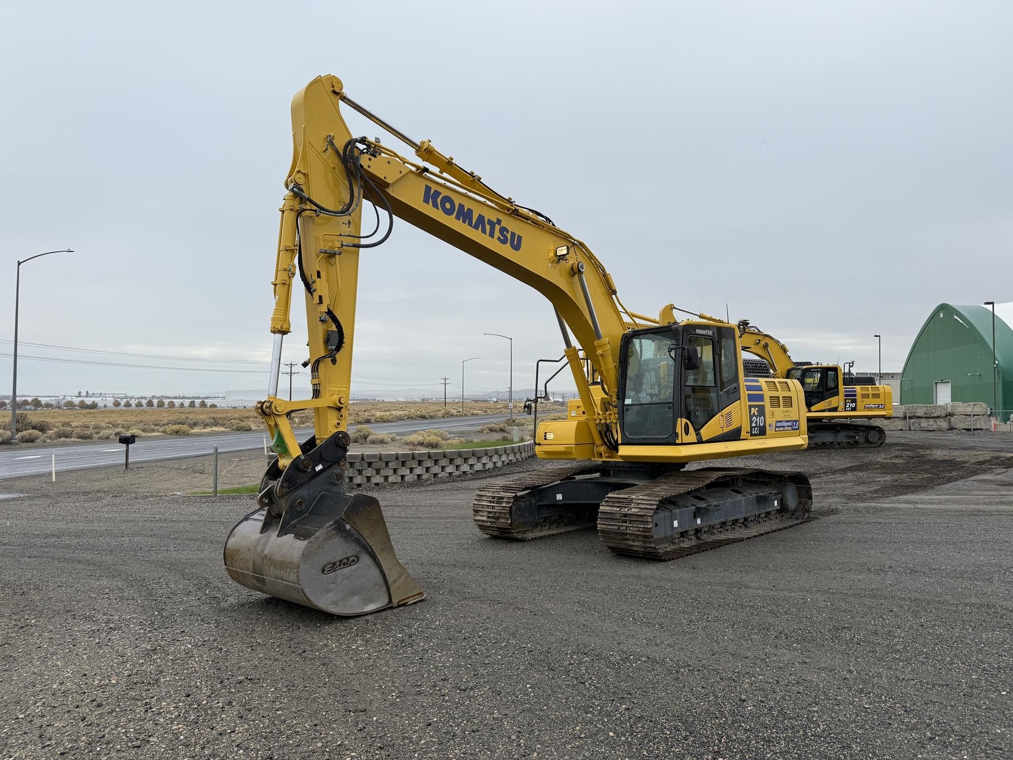 2022 KOMATSU PC210 LCi-11 2022 KOMATSU PC210 LCi-11 - image 1 of 6