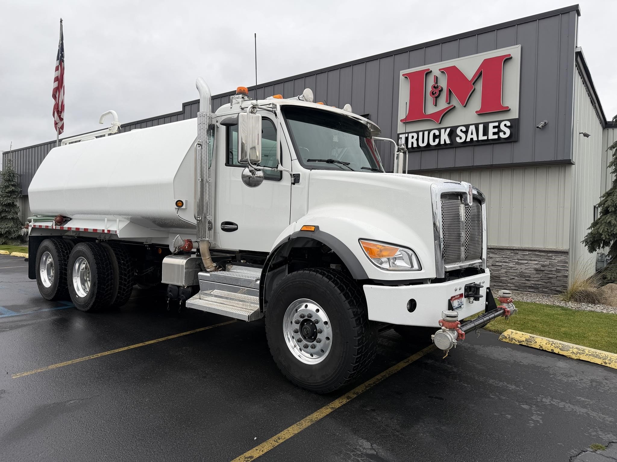 2025 KENWORTH T480 - image 1 of 6