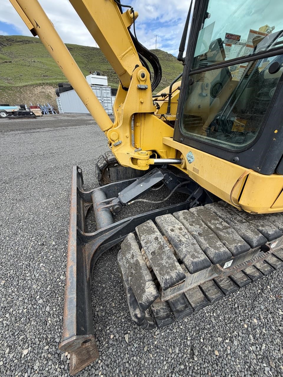 2010 KOMATSU PC88MR-10 11013030057 2010 KOMATSU PC88MR-10 11013030057