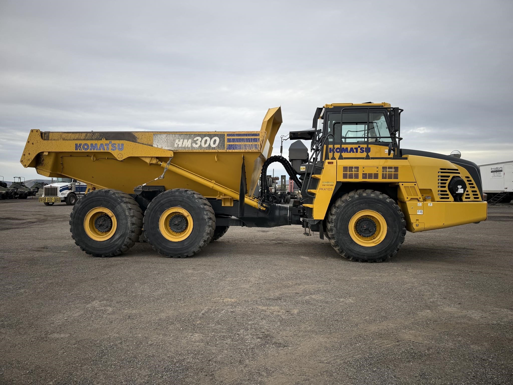 2022 KOMATSU HM300-5 2022 KOMATSU HM300-5 - image 4 of 6