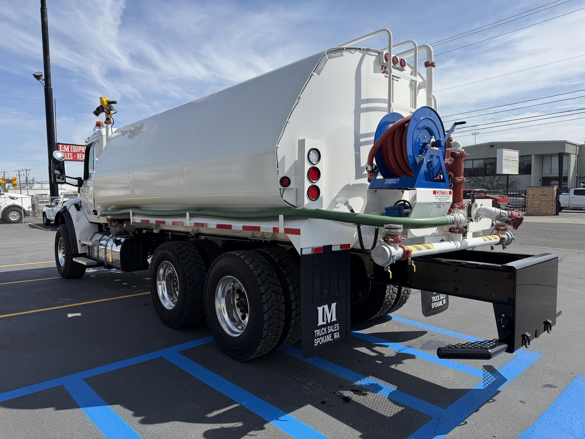 2025 PETERBILT 548 2025 PETERBILT 548 - image 5 of 6