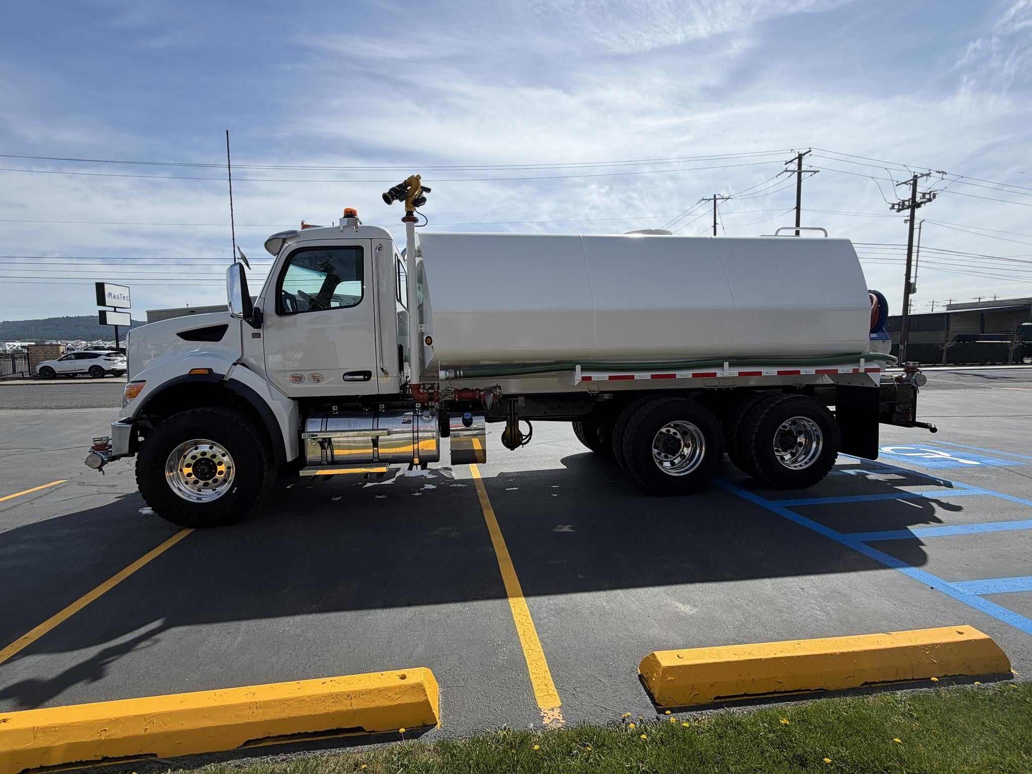 2025 PETERBILT 548 2025 PETERBILT 548 - image 6 of 6
