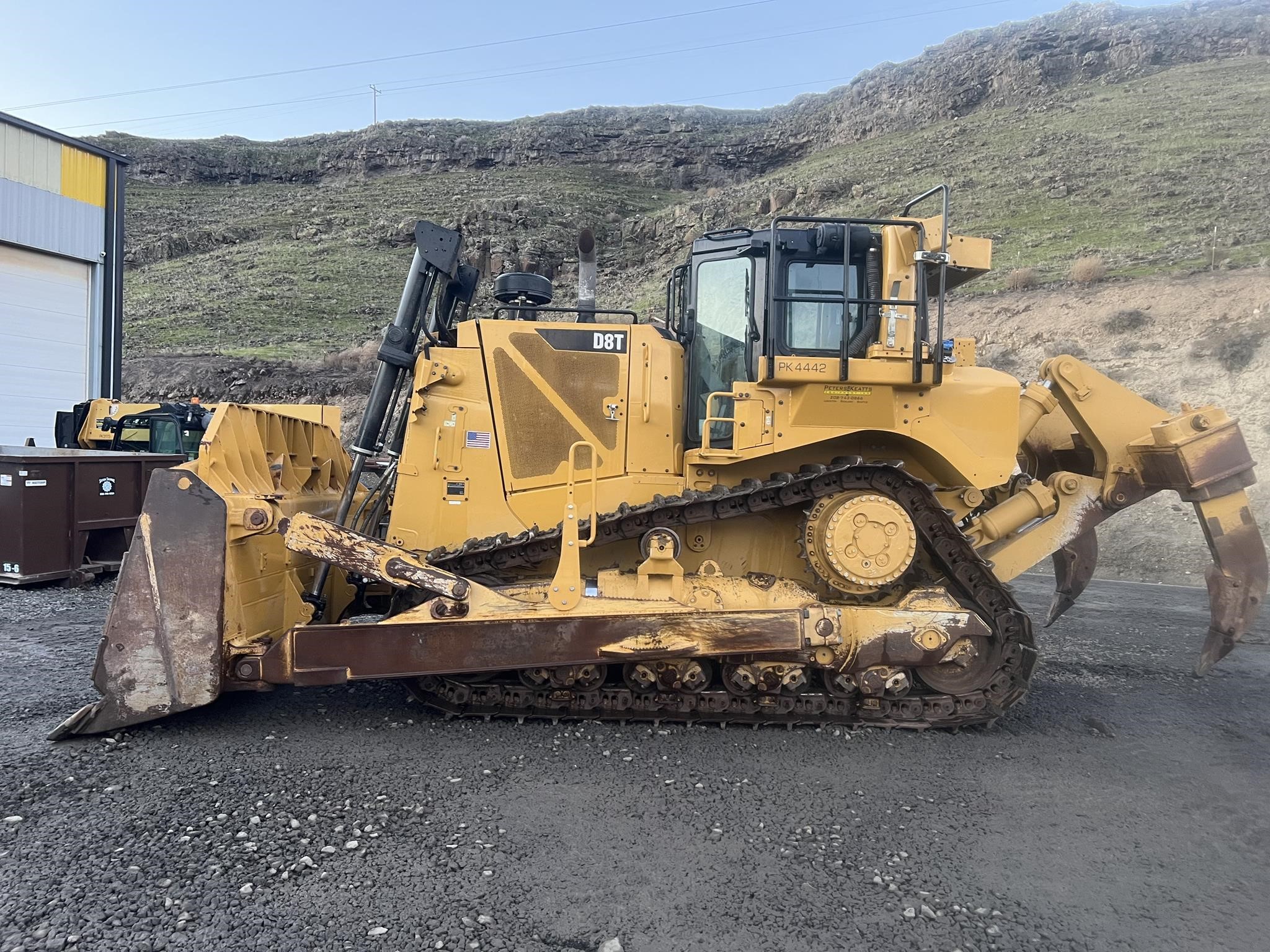 2019 CATERPILLAR D8T 2019 CATERPILLAR D8T - image 2 of 6