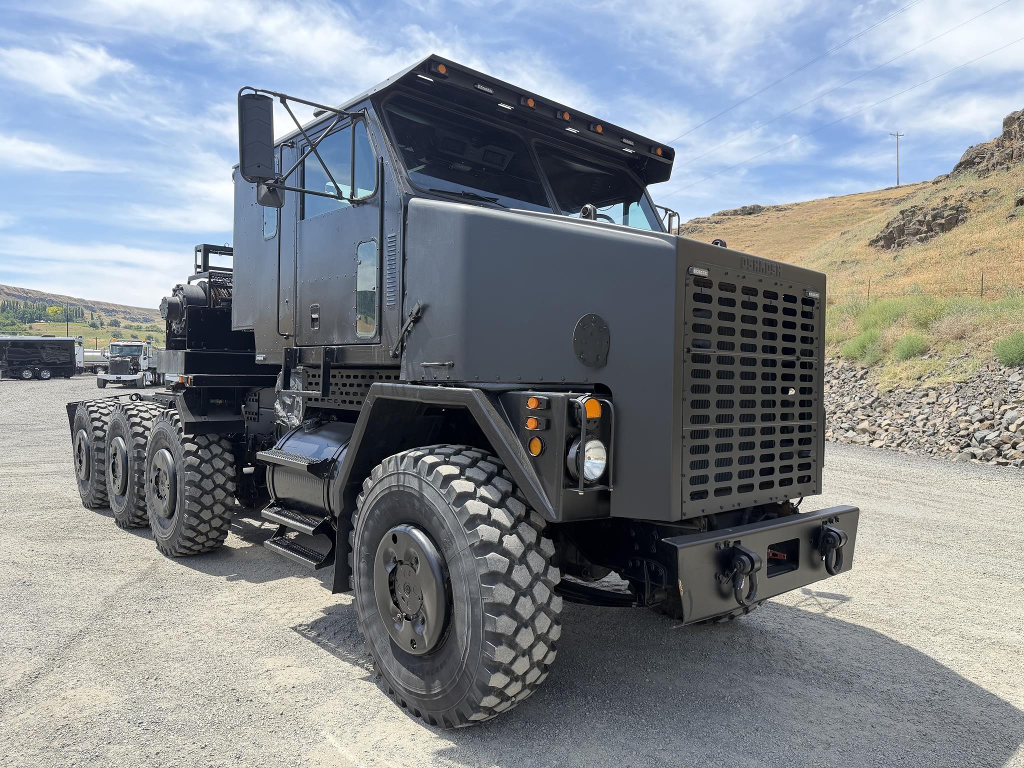 2002 OSHKOSH M1070 11029820700 2002 OSHKOSH M1070 11029820700