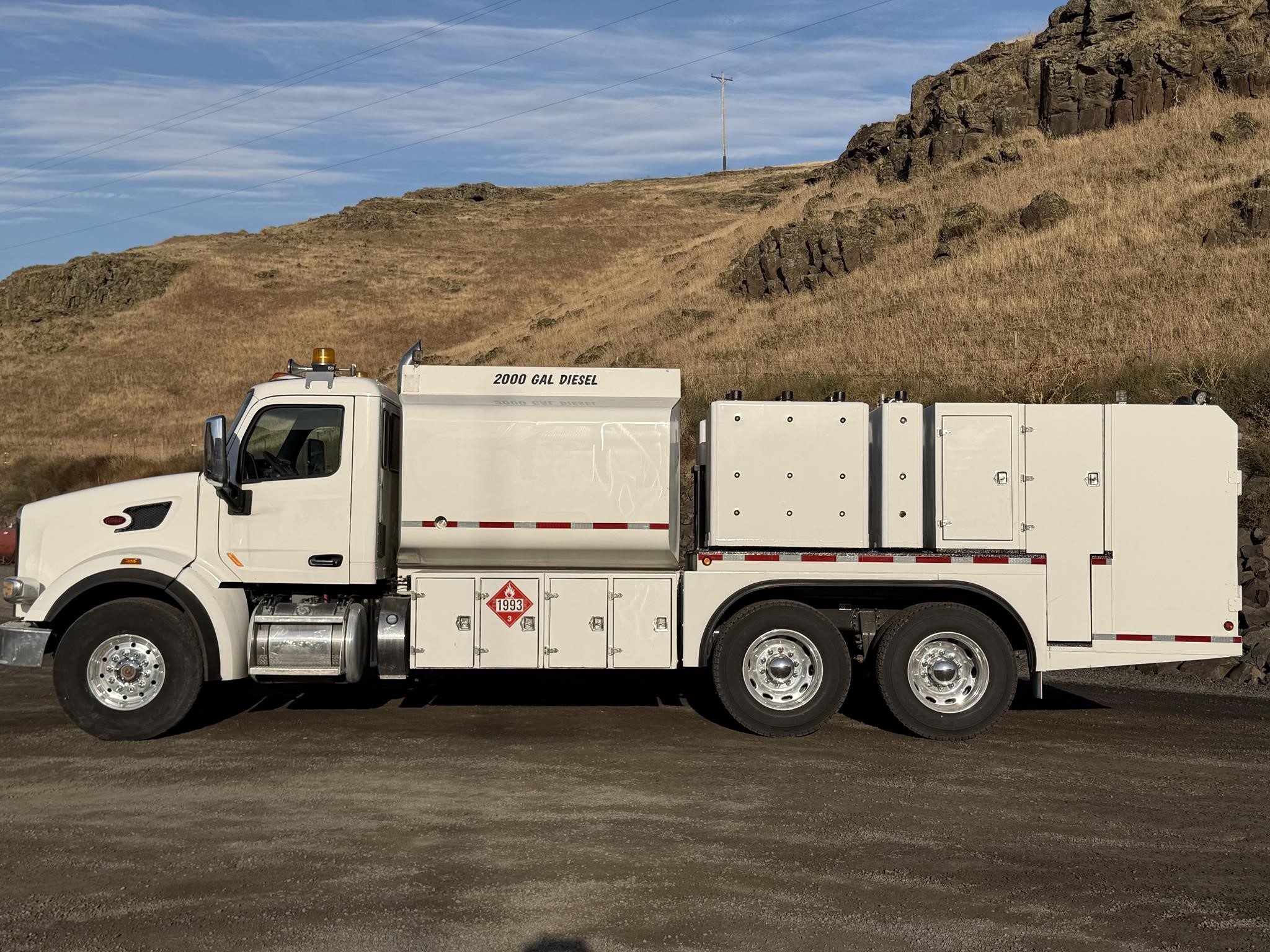 2014 PETERBILT 567 11046450153 2014 PETERBILT 567 11046450153