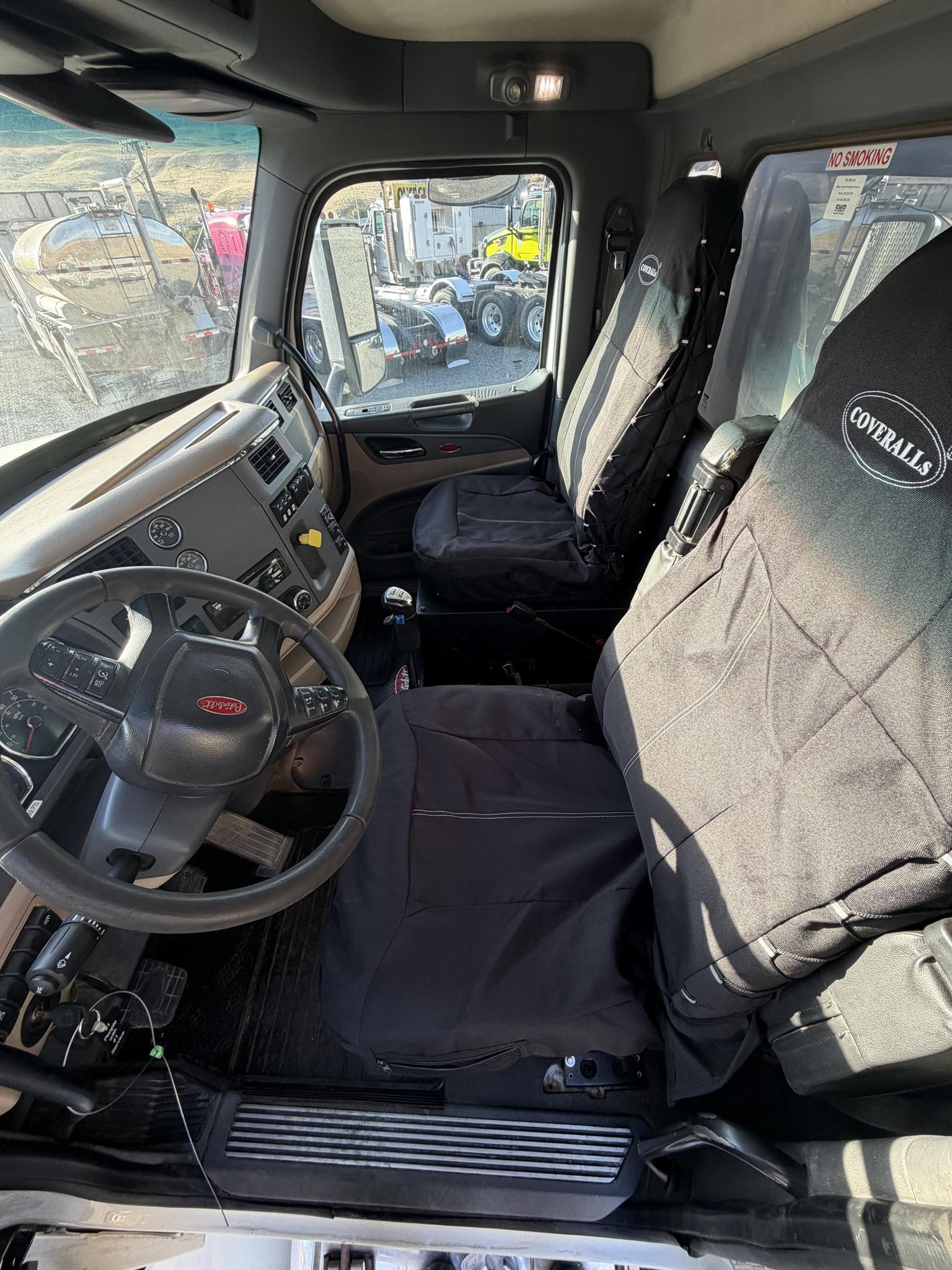 2014 PETERBILT 567 11046450254 2014 PETERBILT 567 11046450254